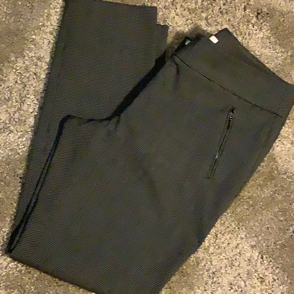 Black/white Loft straight leg pants